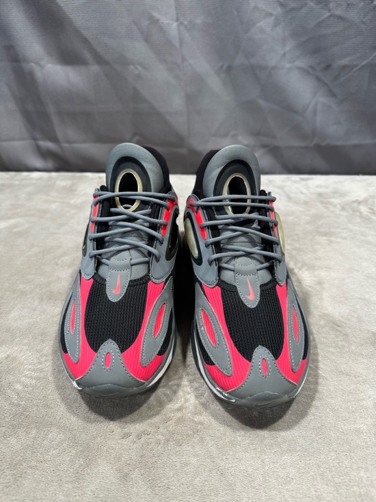 Nike Air Max Zephyr Sneakers - Picture 6 of 14